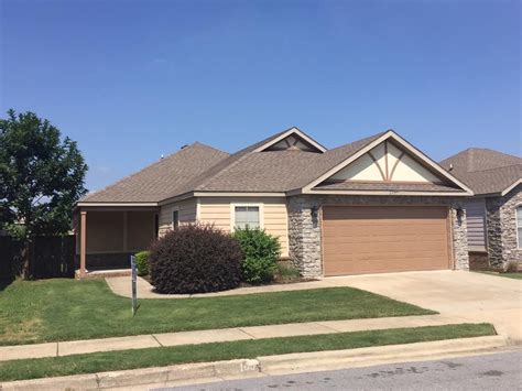 474 N Coral Canyon Loop APT 411, <strong>Fayetteville</strong>, <strong>AR</strong> 72704. . Houses for rent fayetteville ar